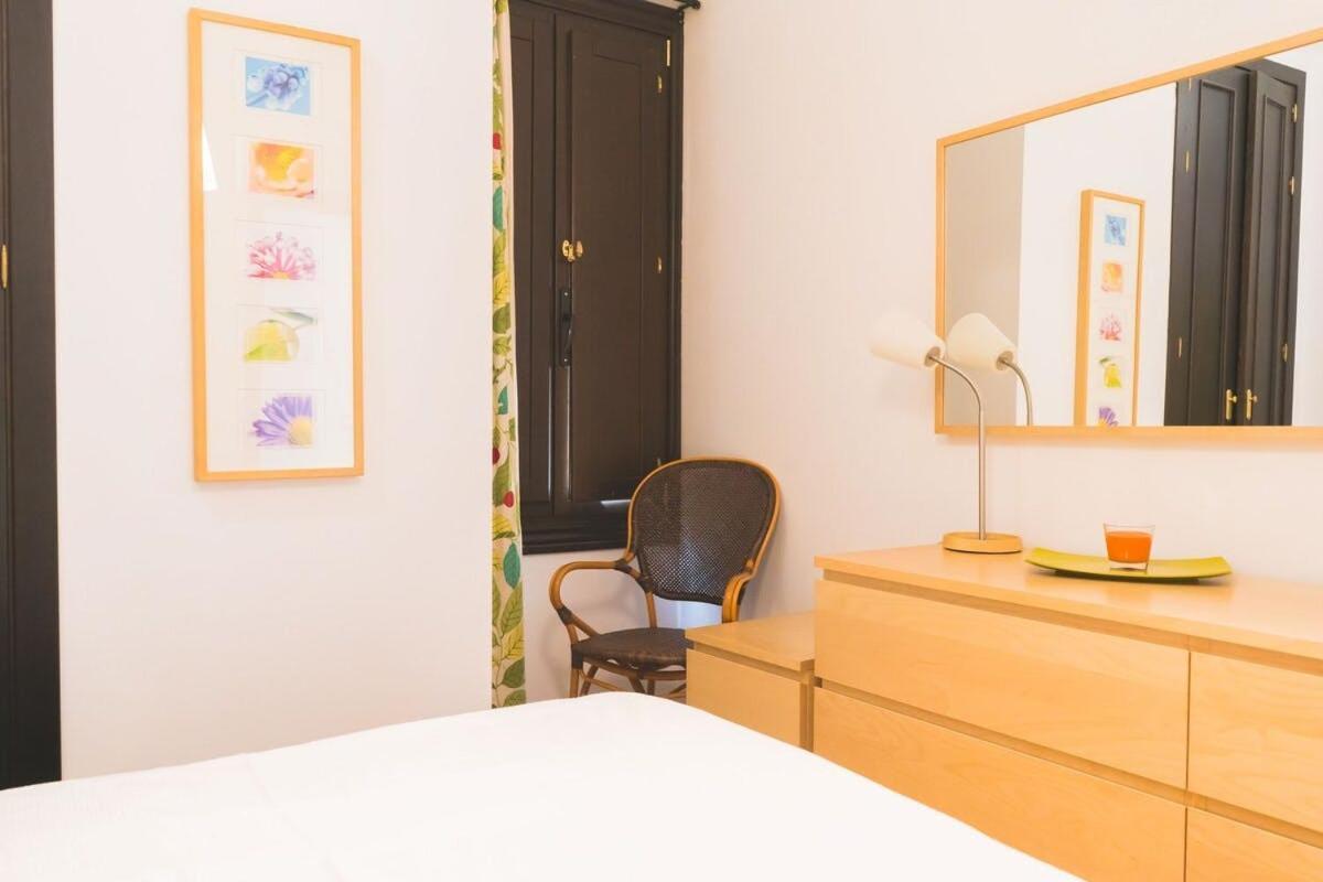 Centrico Apartamento En Calle Carreteria - Málaga Exterior foto